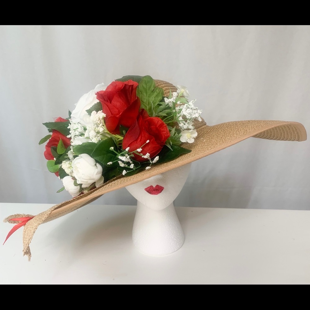 NEW never worn tan sun hat w/ white & red roses flowers for Derby Steeplechase